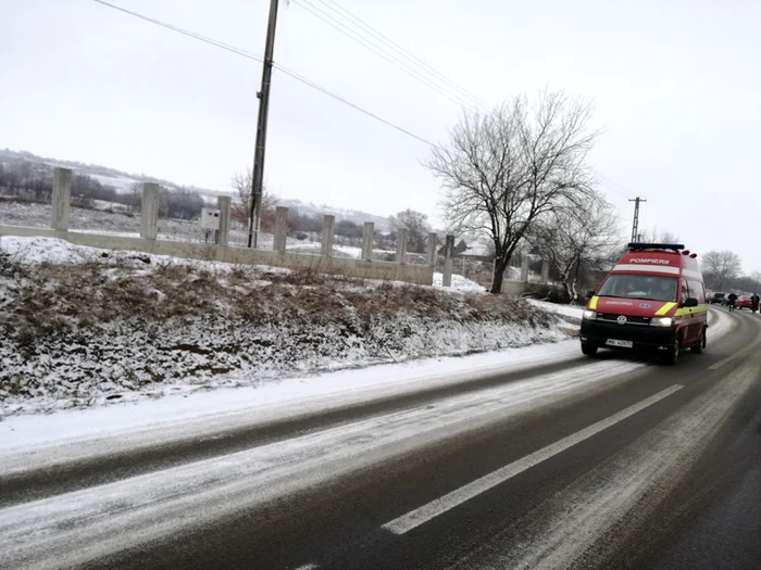 Accidentul a avut loc într-o curbă                                                                   FOTO: Arhivă