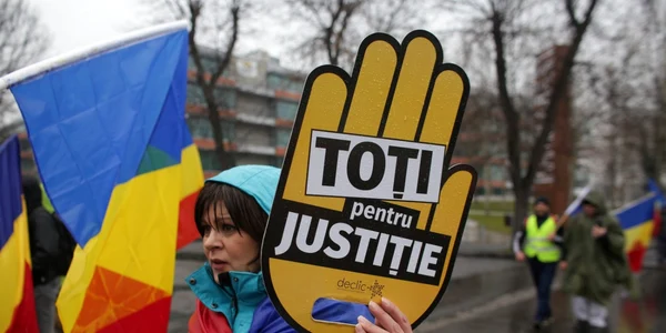 Protestatarii ajung în Capitală  Inquam Photos / Octav Ganea