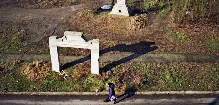 Monumentul Biruinţei, ajuns într-o stare jalnică de câţiva ani, va fi mutat în altă locaţie FOTO Florentin Coman