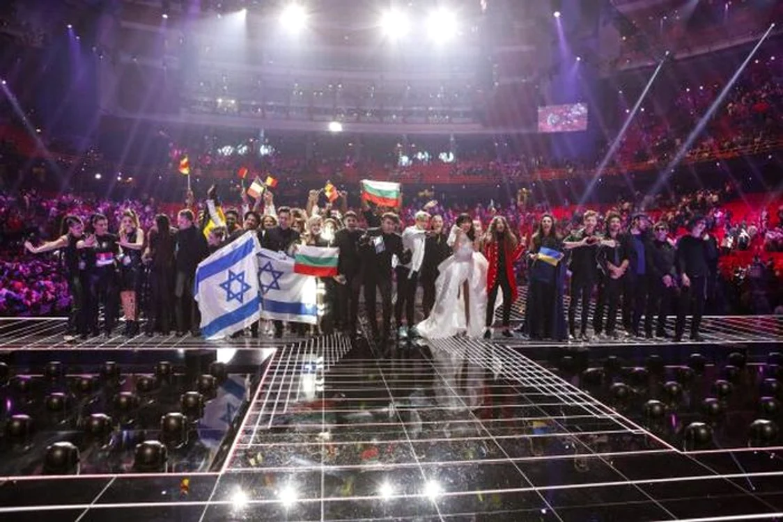 
    Cei zece câștigători ai celei de-a doua semifinale Eurovision 2016Foto: Thomas Hanses (EBU)  