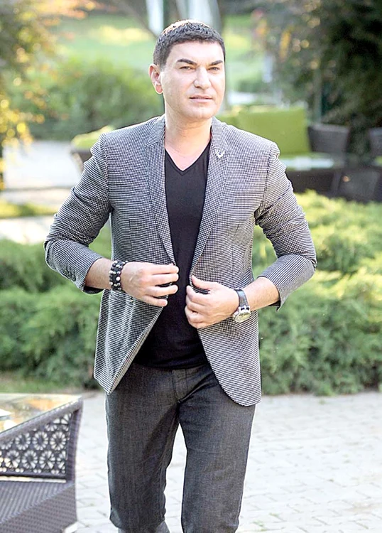 Cristi Borcea face parte din categoria bărbaților cărora le place să își răsfețe consoarta