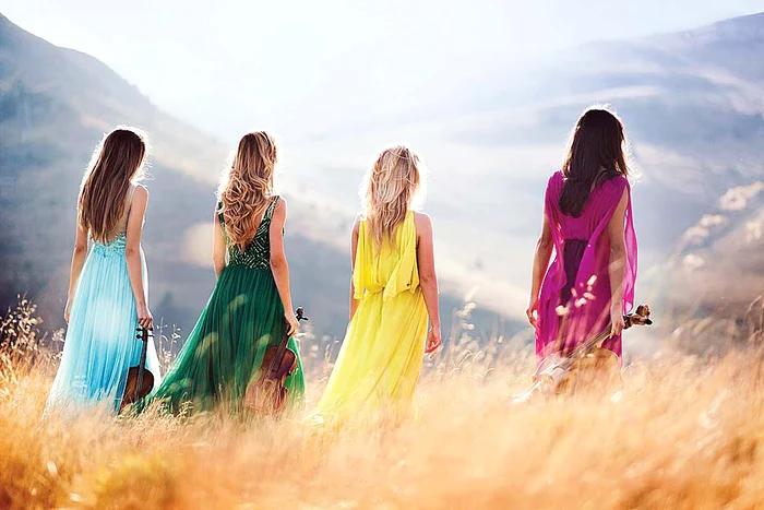 Scene din cadrul videoclipului filmat