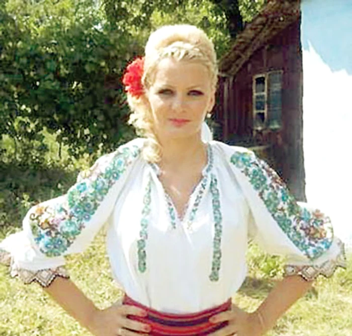 
    Aşa arăta Anamaria  când cânta muzică  populară şi era în  plină ascensiune  