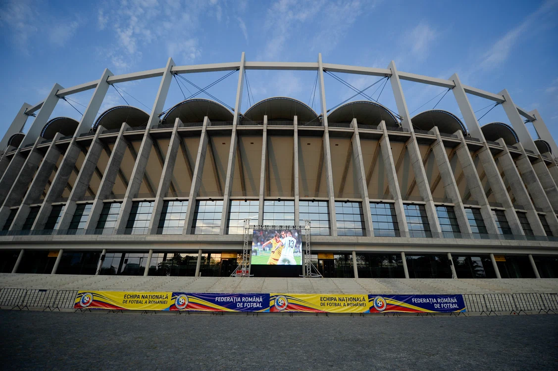 
    FRF aşteaptă minimum 40.000 de fani la Arena Naţională pentru şocul dintre România şi SerbiaFoto Click!  
