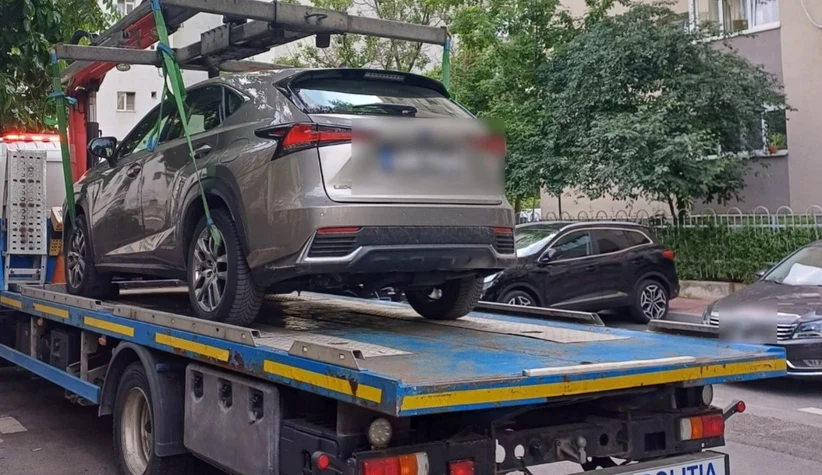 Procurorii au ridicat o mașină FOTO: DIICOT