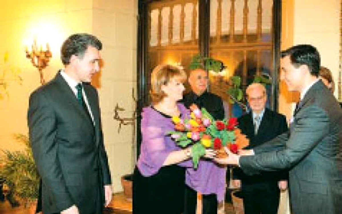 Regina Ana,Regele Mihai