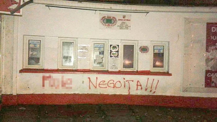 Fanii sunt în  conflict cu şefii  clubului Dinamo