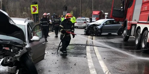 Accident Cârligul Mic Valea Oltului DN 7 E 81 Vâlcea Foto Adevărul