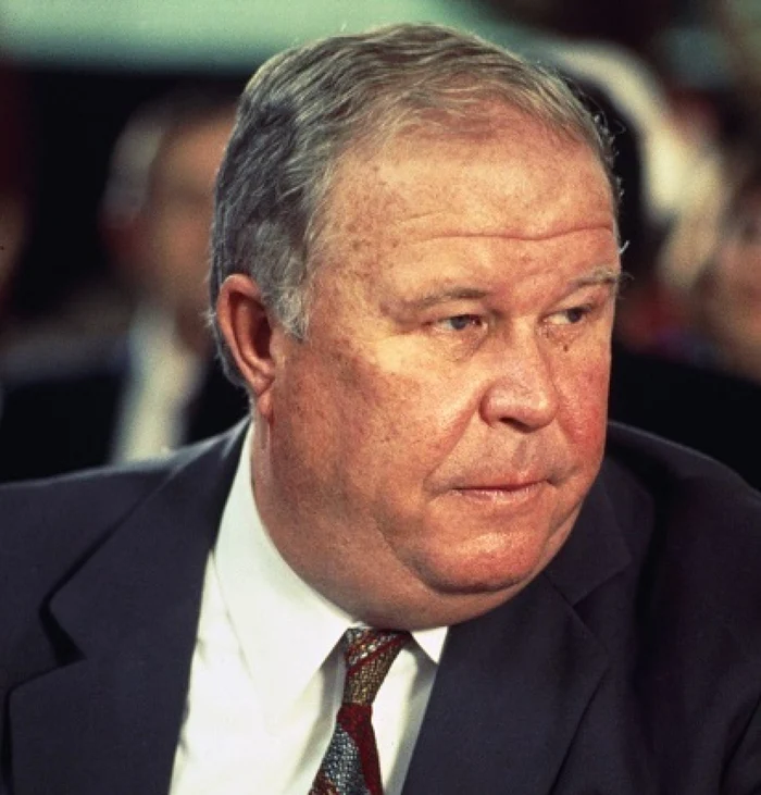  Ned Beatty