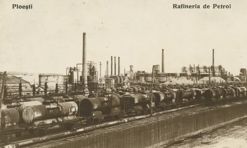 Ploiești. Rafinăria de petrol, în perioada interbelică (© iMAGO Romaniae)