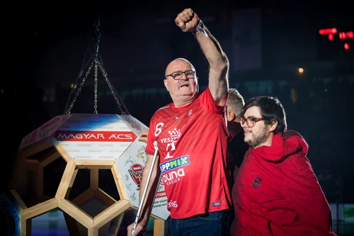 Veszprem Dinamo Foto Veszprem HC jpg