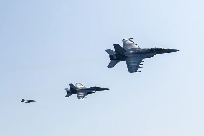 Avioane Super Hornet detasate impotriva rebelilor houthi FOTO AFP