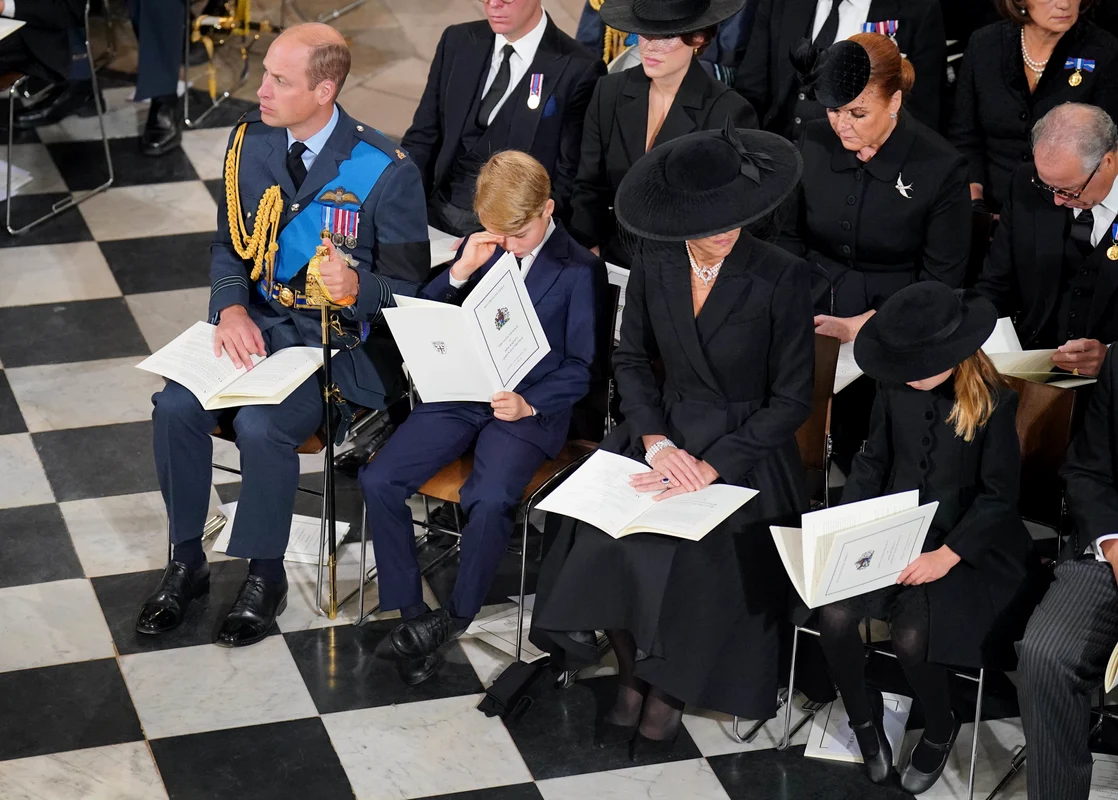 Printul George plange la funeraliile reginei Elisabeta  Foto Gettyimages jpg