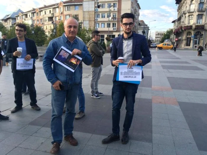Craiovenii au cerut demisia lui Gabriel Oprea