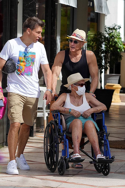 Starul se află în vacanță cu mama lui, în Insula St. BartsFoto: Profimedia