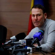 Primarul sectorului 3 Robert Negoiță face declarații de presă la sediul primăriei. FOTO Inquam Photos / Mălina Norocea