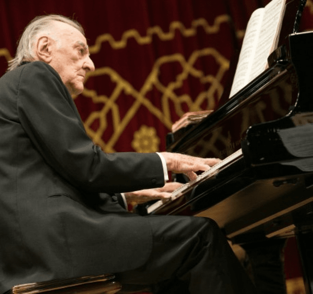 21 martie: Pianistul şi compozitorul Valentin Gheorghiu împlinește 95 de ani VIDEO
