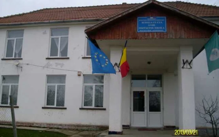 Din cele 13 infracţiuni, în şapte cazuri autorii au fost identificaţi, iar în celelalte cazuri activităţile de identificare continuă FOTO didactic.ro