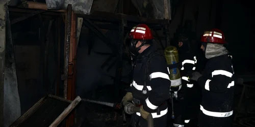 incendiu hala galati