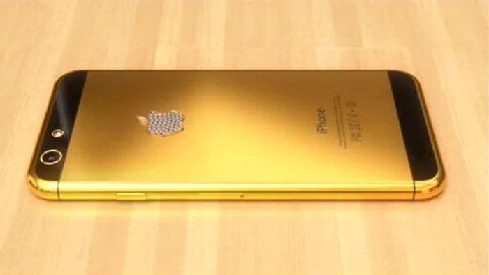 Bianca Rus s-a lăudat pe Facebook cu acest telefon