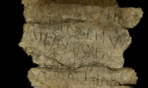 Blestem de acum 1 700 de ani descoperit la Apulum, tălmăcit de arheologi jpeg