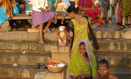 Senzaţii tari în Varanasi jpeg