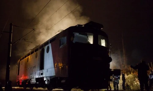 locomotiva incendiu inquam jpeg