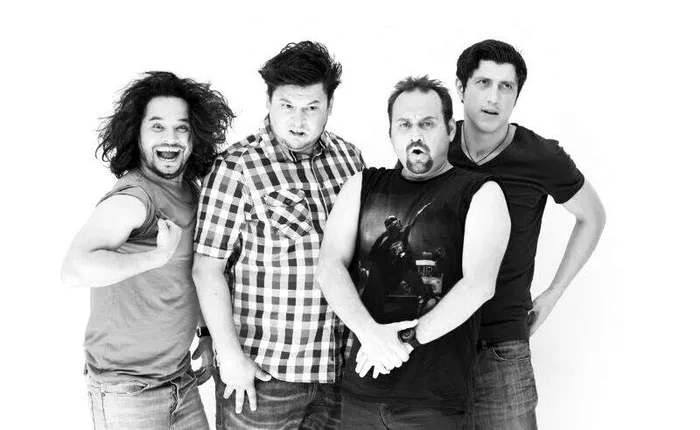 Mihai Raiţ Dragomir, Mihai Bobonete, Adrian Văncică și Costi Diţă, trupa de stand-up comedy