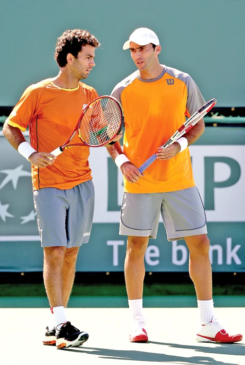 
    Perechea Roger / Tecău  este cap de serie nr. 5  la Openul Francez  