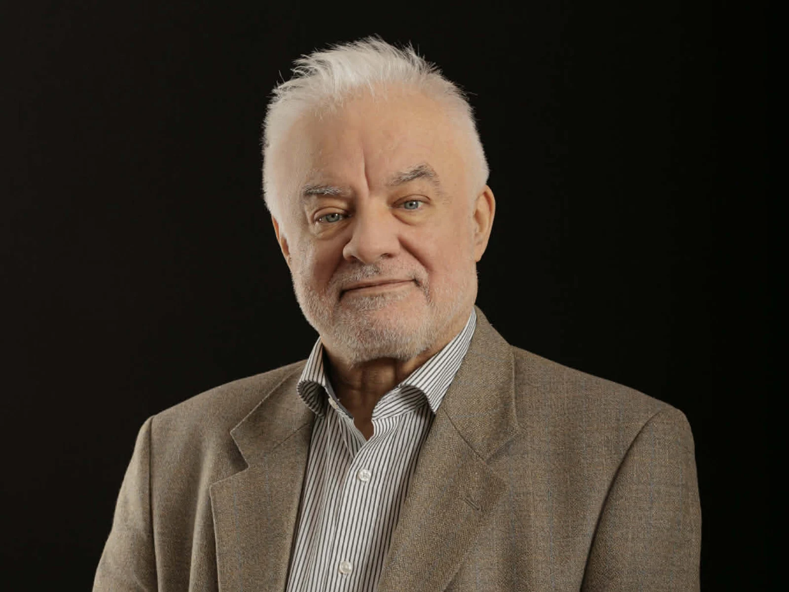 Consilierul lui Isărescu, sfat pentru șoferi: „Ar putea experimenta pentru scurt timp transportul în comun”