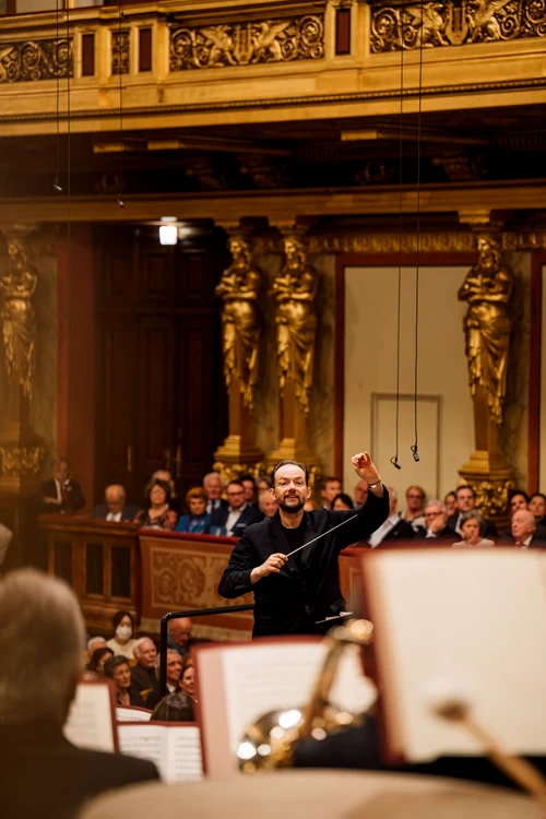 Andris Nelsons la pupitrul Orchestrei Gewandhaus © Konrad Stöhr 