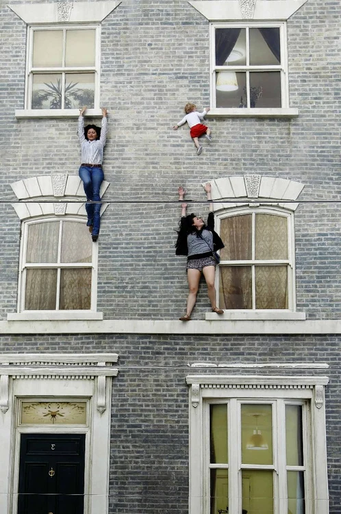 Casa care sfidează gravitaţia (Foto: Reuters)