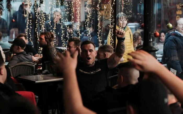 Suporterii olandezi au luat cu asalt Centrul Vechi al capitalei FOTO: gsp.ro