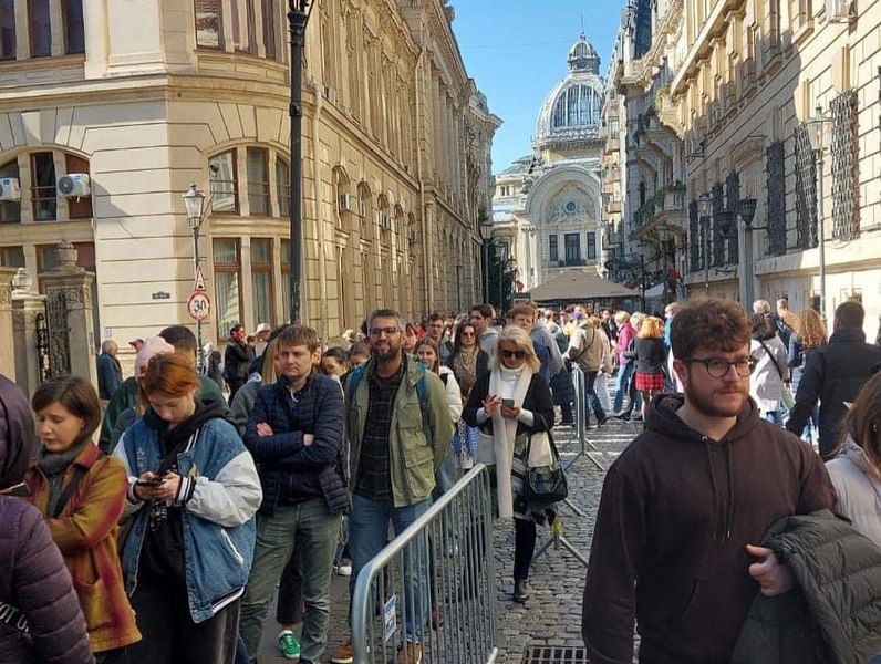 Moldovenii din străinătate votează masiv. Prezența la vot a diasporei, mult mai mare față de prezidențialele anterioare