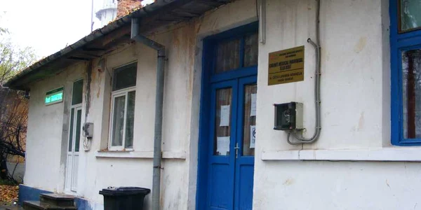 La Gogoşu funcţionează unul din cele şapte cabinete stomatologice