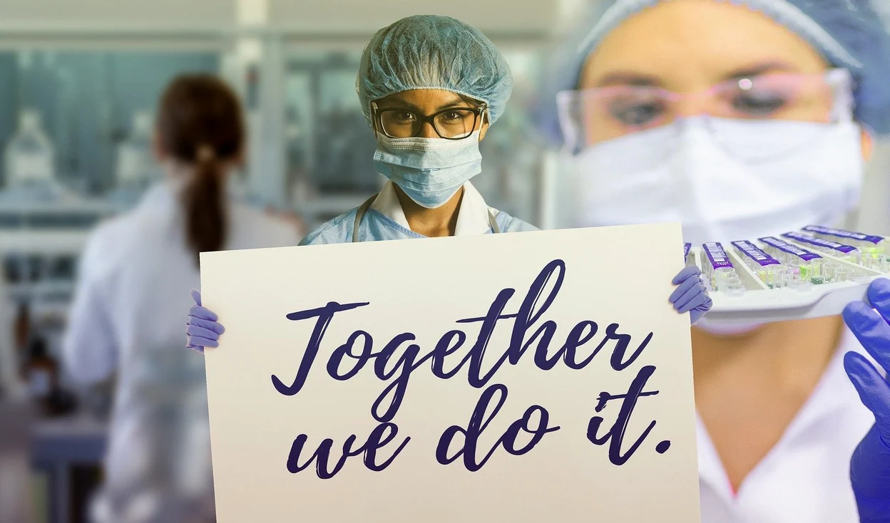 O nouă donație pentru sistemul medical de la Banca Transilvania și eMag