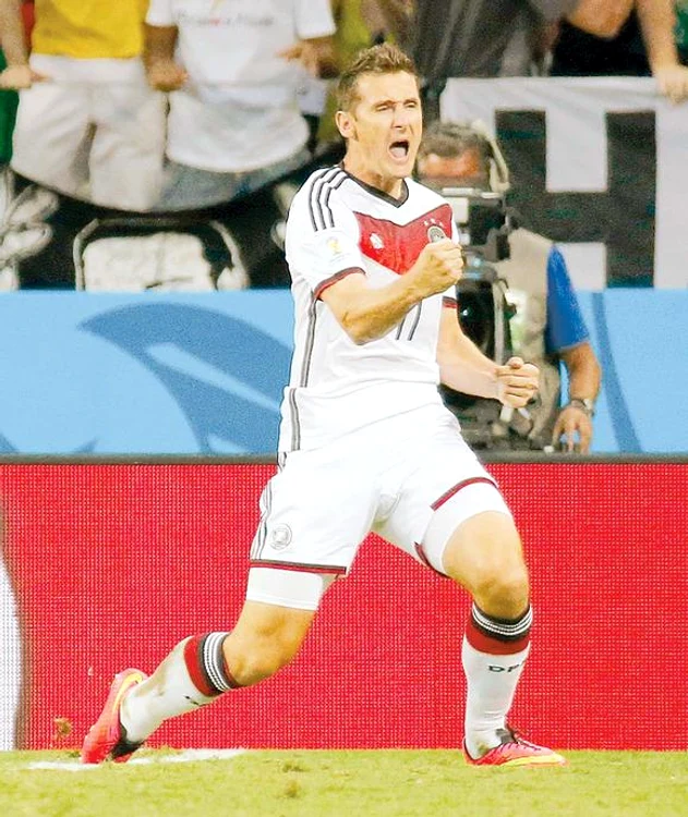 
    Miroslav Klose deţine recordul de goluri la Mondiale  