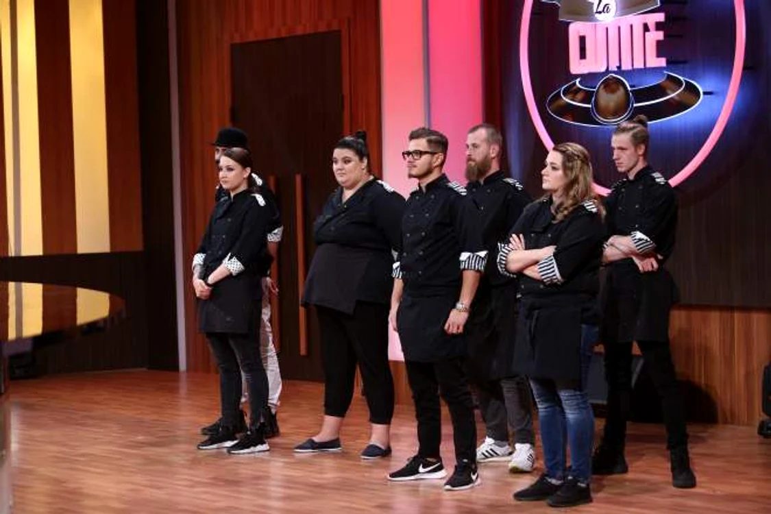 
    Cine e părăsit competiția în ediția din 8 decembrie la „Chefi la cuțite”Foto: Antena 1  