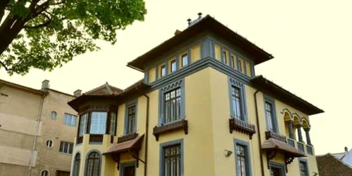 sediul junilor din Poarta Şchei Braşov