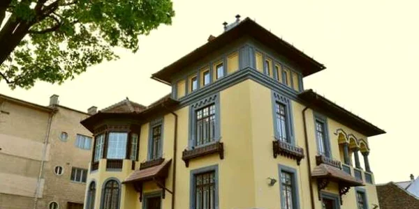 sediul junilor din Poarta Şchei Braşov