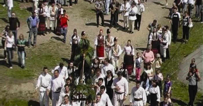 Obiceiul este specific Ţării Făgăraşului. FOTObzf.ro