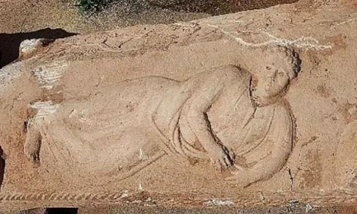 Sarcofag de 1800 de ani găsit în Israel jpeg