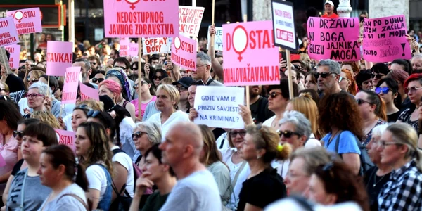 Manifestatie de sustinere pentru dreptul legal la avort în Zagreb Croataia 12 mai 2022 FOTO EPA-EFE