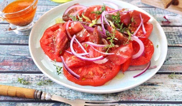 salata rosii istock jpg