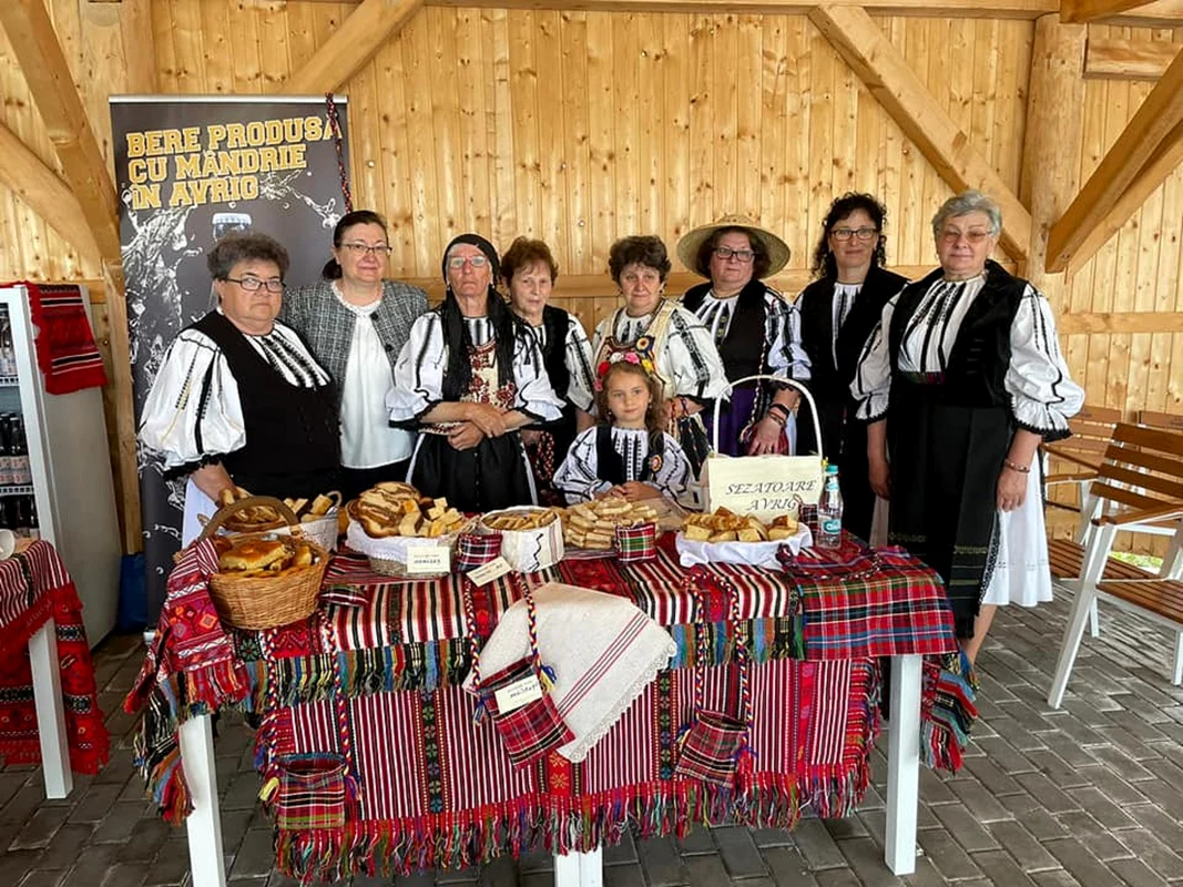 Produse din piețele volante ale Sibiului Foto Piața Volantă Transilvania jpg