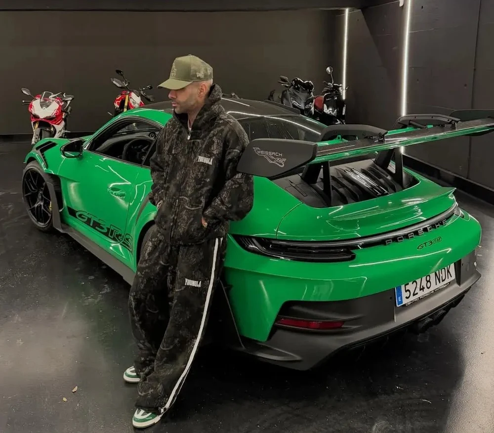 Elitele tinere și bogate ale Iranului își etalează averile în timp ce represiunea provoacă furie în țară