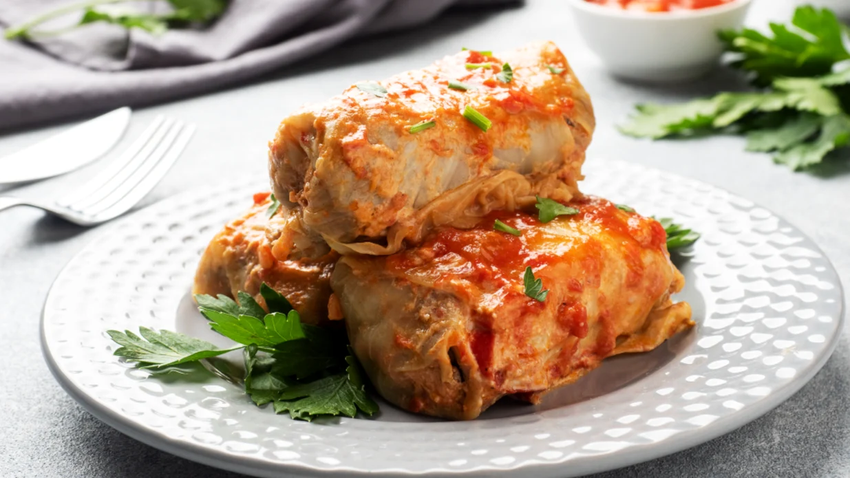 Sarmalele pot fi la fel de delicioase și în varianta de post. / Foto: Shutterstock