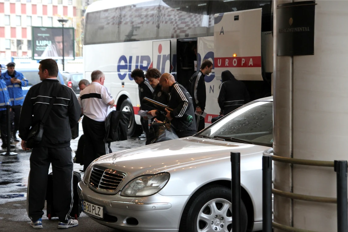 Jucătorii de la Chelsea au ajuns la Bucureşti