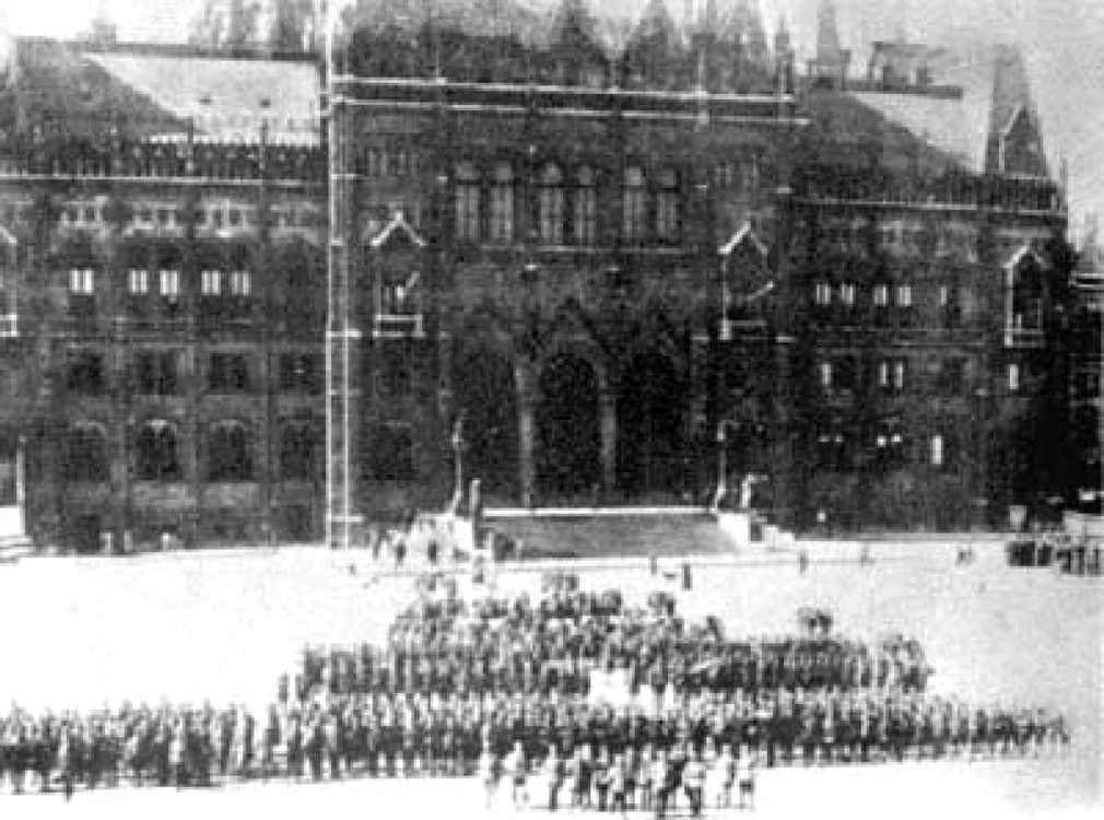 armata romana in budapesta foto wikipedia