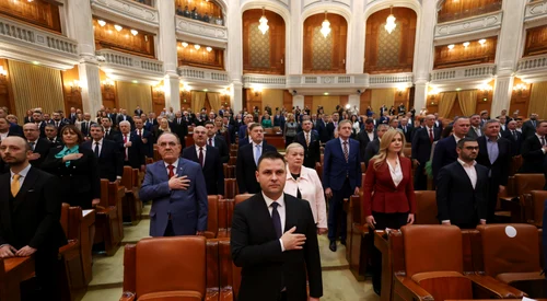 Prima ședință a Camerei Deputaților în noua componență după alegerile parlamentare, la Palatul Parlamentului din București. FOTO Inquam Photos / George Călin